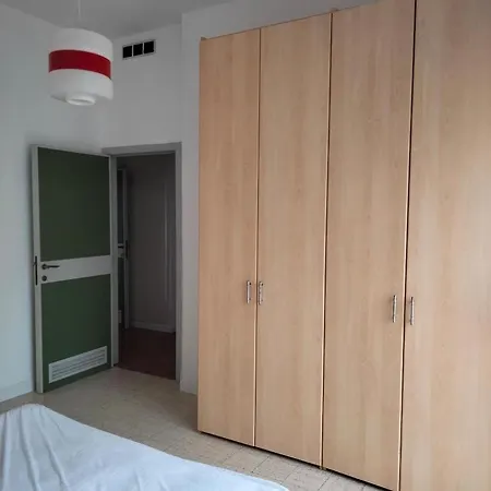 Ampio Bilocale Fronte Mare Con Balcone, - M335 Appartement *