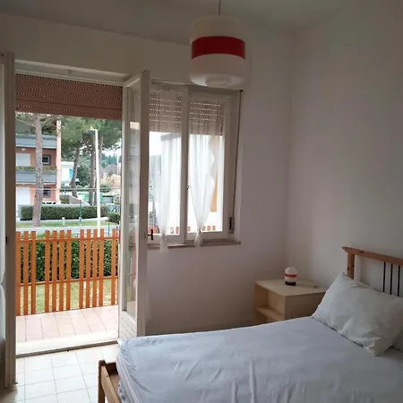Ampio Bilocale Fronte Mare Con Balcone, - M335 Marcelli